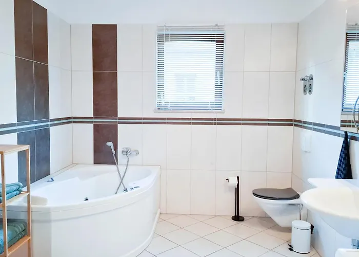 Parkresidenz Maria - 160 M2 - Whirlpool - Terrasse - Exklusiv Am Goethepark Weimar (Thuringia)